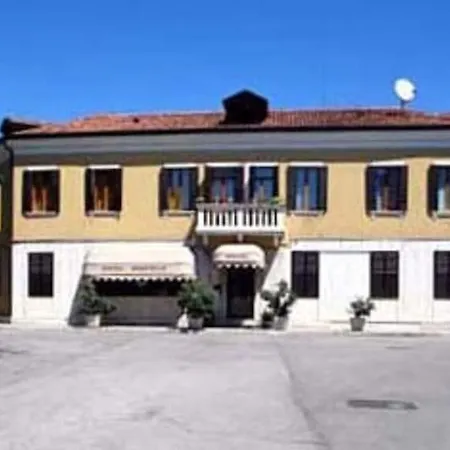 Martello Hotel 2*